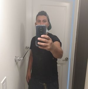 Meet your Posher, Efraín